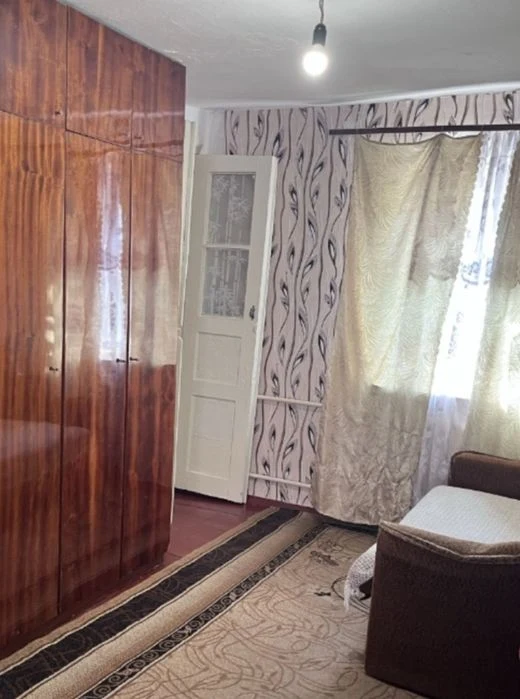 продам 3-хкомн квартиру в жилкопе