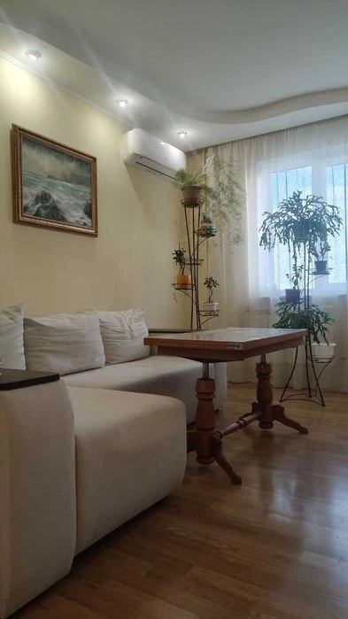 Продам 3к квартиру с ремонтом, м. Академика Павлова, Салтовк