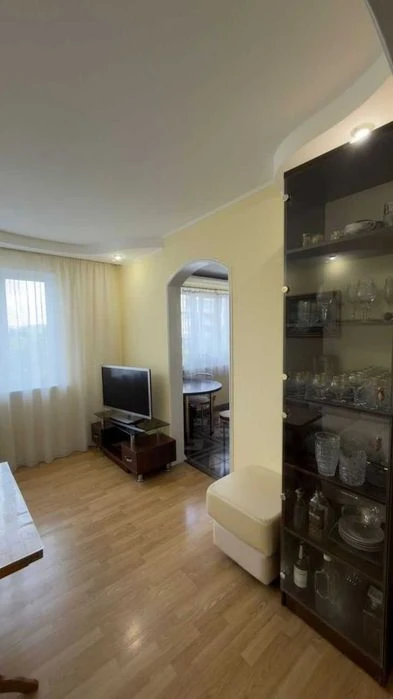 Продам 3к квартиру с ремонтом, м. Академика Павлова, Салтовк