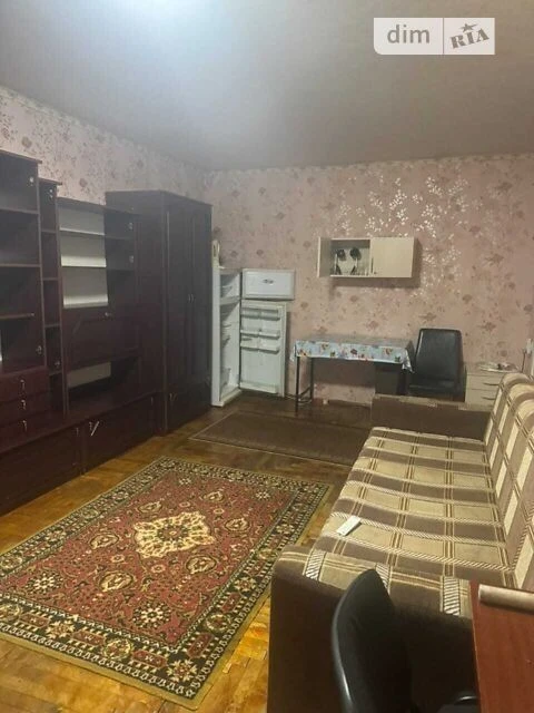 Продаж кімнати 27.35 кв. м на вул. Світлицького 24А • ID 346