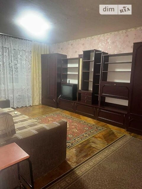 Продаж кімнати 27.35 кв. м на вул. Світлицького 24А • ID 346