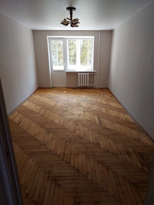 продам 2-х комн. квартиру