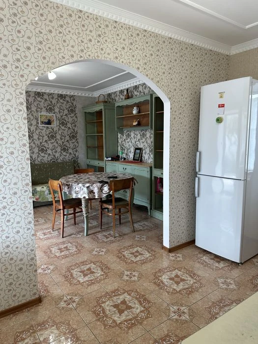 Продаю окремий будинок центральний район