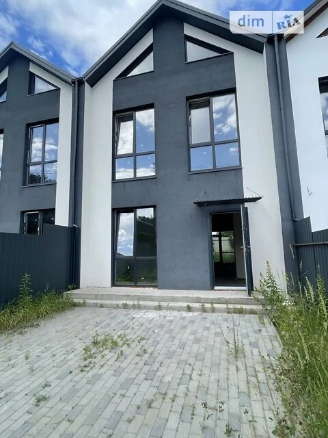 Продаж 2 поверхового таунхауса 102 кв. м, 4 кімнати, на Лісо