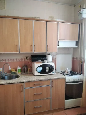 Продам уютную 2 к.квартиру в кирпичном доме,Сталина на Хтз,п