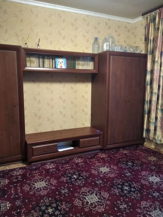Продам уютную 2 к.квартиру в кирпичном доме,Сталина на Хтз,п