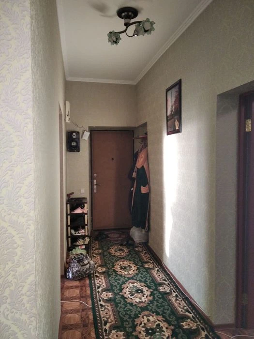 Продам уютную 2 к.квартиру в кирпичном доме,Сталина на Хтз,п
