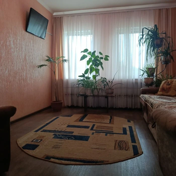 Продаж будинку. Р-н 8 березня.
