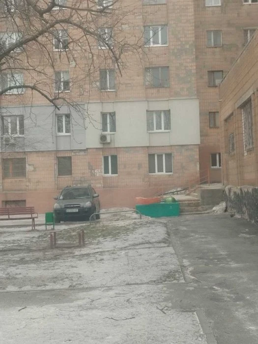 Sale of a modern 2-room apartment (living room type) with euro-floor