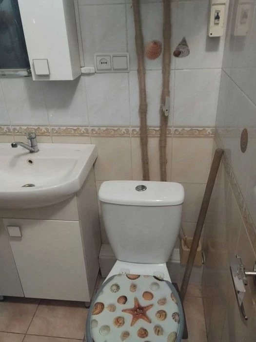 Sale of a modern 2-room apartment (living room type) with euro-floor
