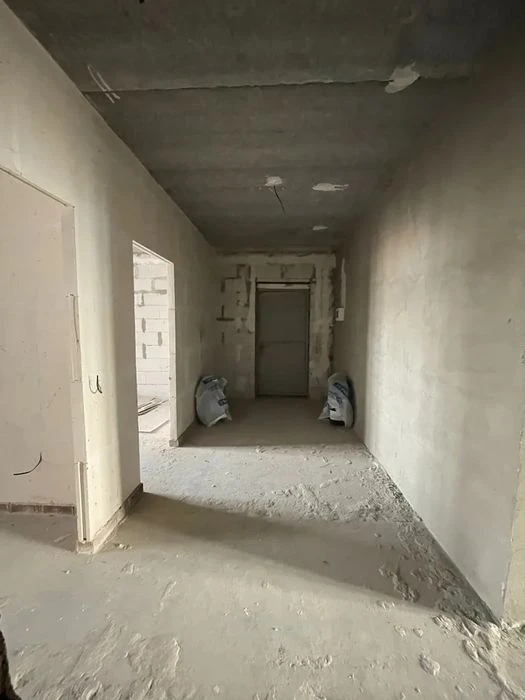 Apartment for sale in a new building of the Atlant residential complex, 78 meters, center, steam