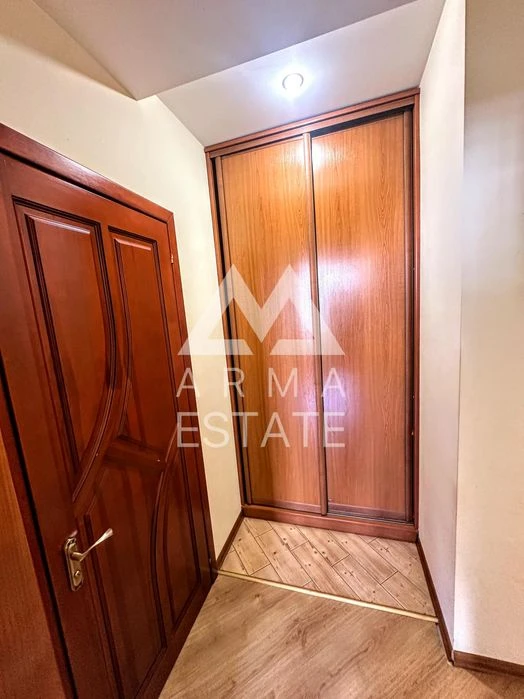 Продаж 2к. кв. Жилянська 59, Дипломат-Холл, Саксаганського,