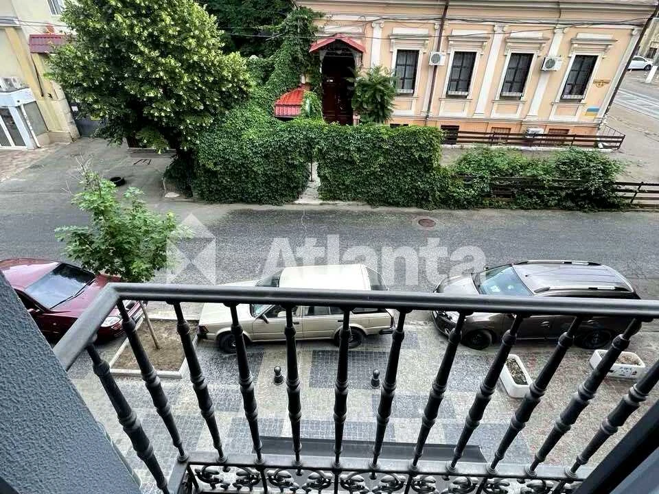 Квартира. Одеса, Мала Арнаутська вул.