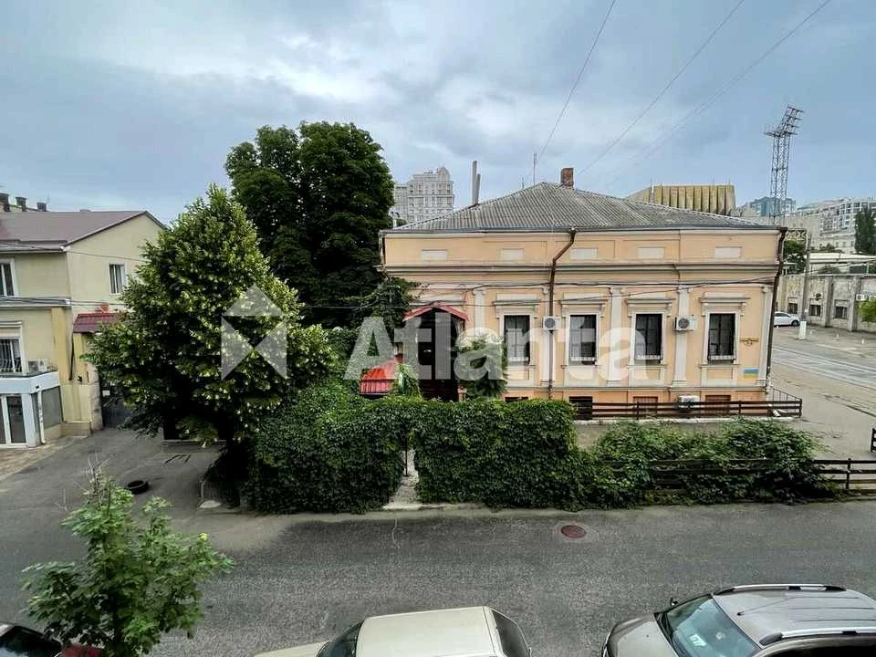 Квартира. Одеса, Мала Арнаутська вул.