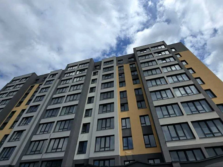 Квартира. Хмельницький, Романа Шухевича вул. (Курчатова)