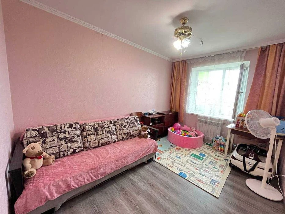 Продам 2 к/к з шикарним видом на річку