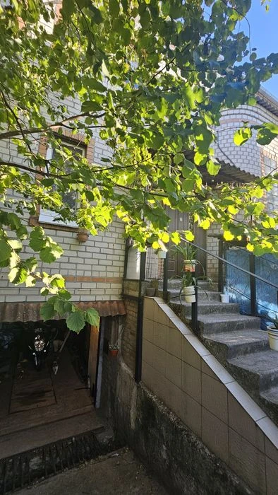 Продам будинок район Лелеківка
