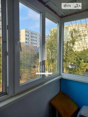 Sale of 3-room apartment 65 sq. m on Roman Shukhevych Avenue 8A • I