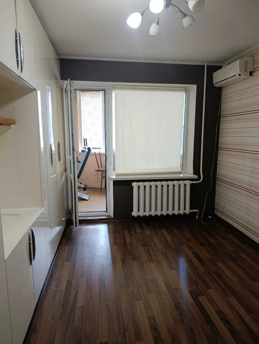 Продам Балковская /Средняя 3 ком. квартира