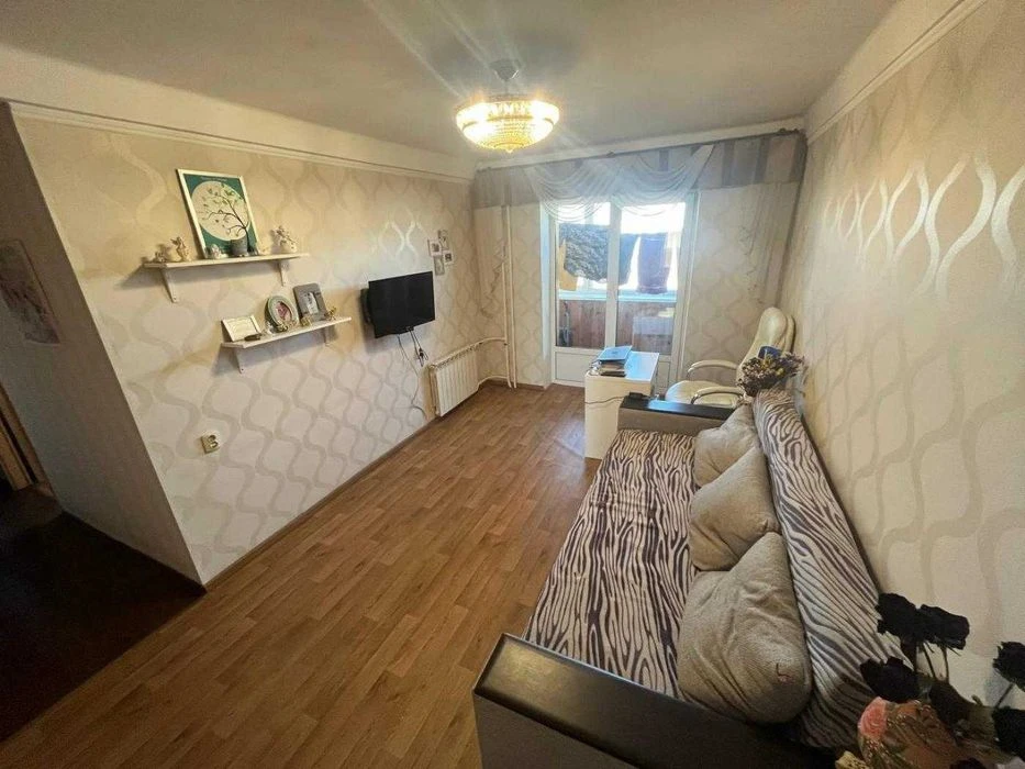 Продаж 3-кімнатної квартири на Березняках, просп. Павла Тичи