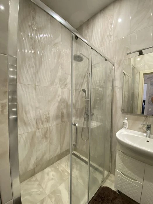 House for sale in Sauvignon, 220m²