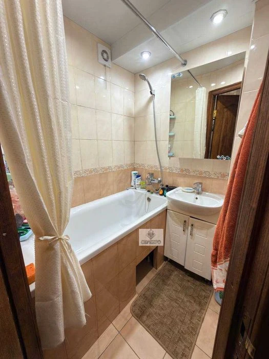 Продажа 2-х комнатной квартиры, Коммунарский район, ул. Косм