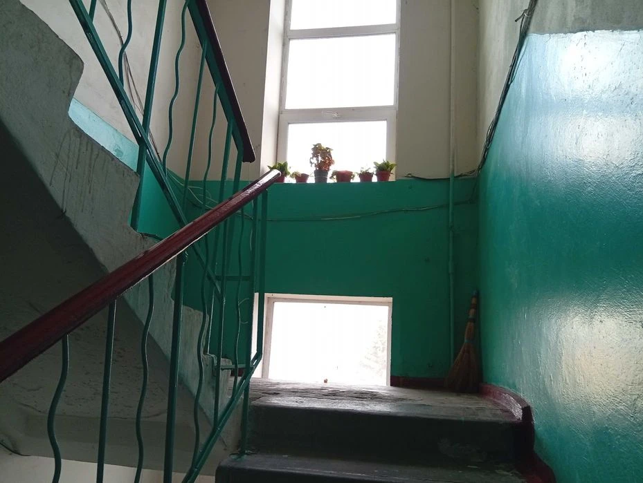 I will sell a 2-room apartment, Niz Kirova, Polya, center, ul. Phi