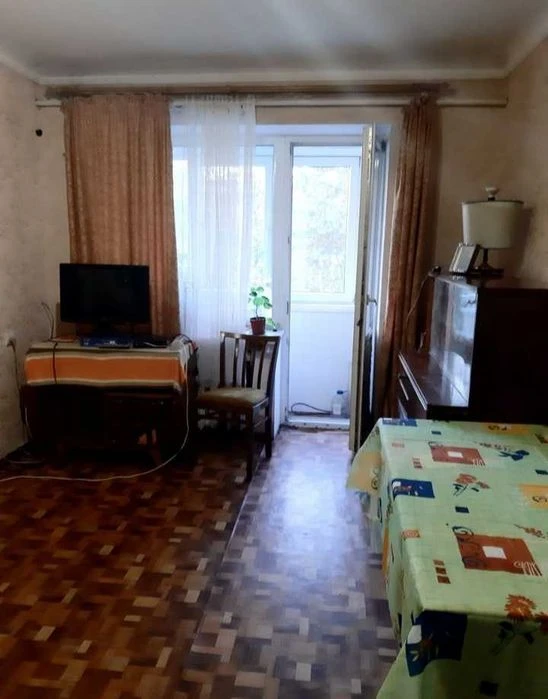 I will sell a 2-room apartment, Niz Kirova, Polya, center, ul. Phi