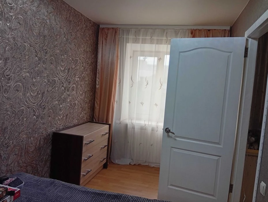 I will sell a 2-room apartment, Niz Kirova, Polya, center, ul. Phi