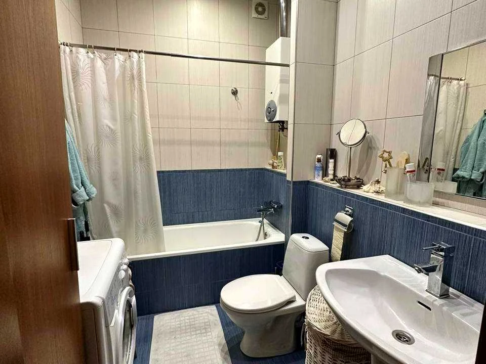 Квартира. Дніпро, Архітектора Олега Петрова вул. (Чернишевсь