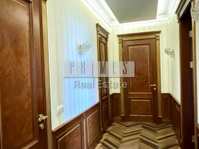 Квартира. Київ, Олеся Гончара вул.