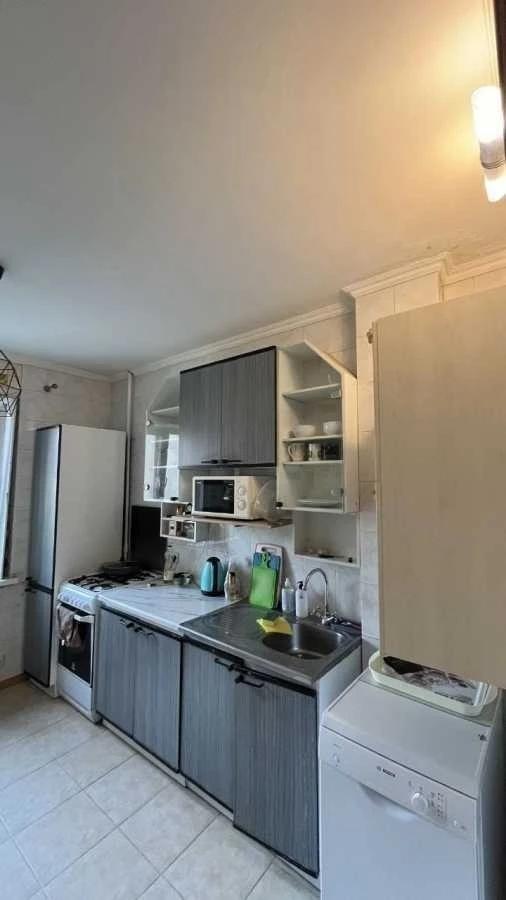 3-room apartment for sale 71.5 m², Sribnokilska St., 22
