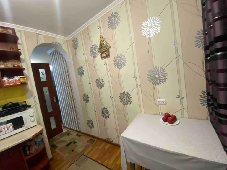 (5) Продам 3к квартиру на Вишенке 2802