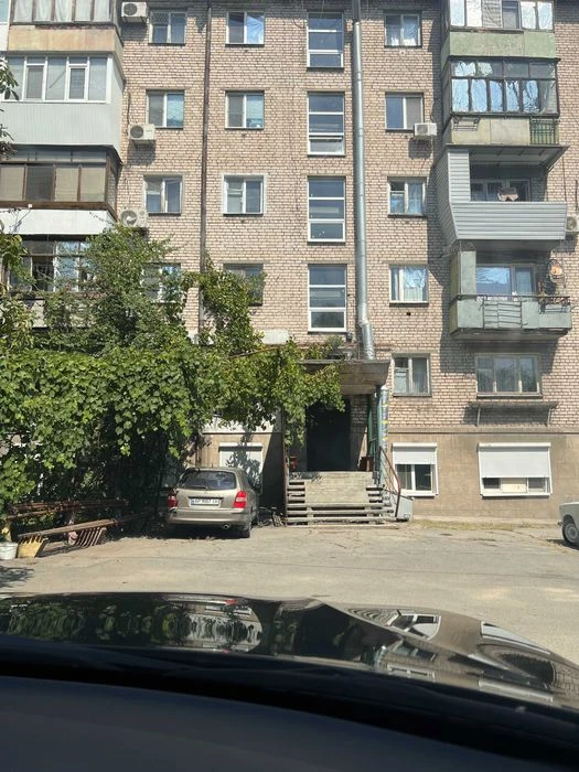 Продам однокімнатну квартиру по вул.Гоголя в Олексанрівськом
