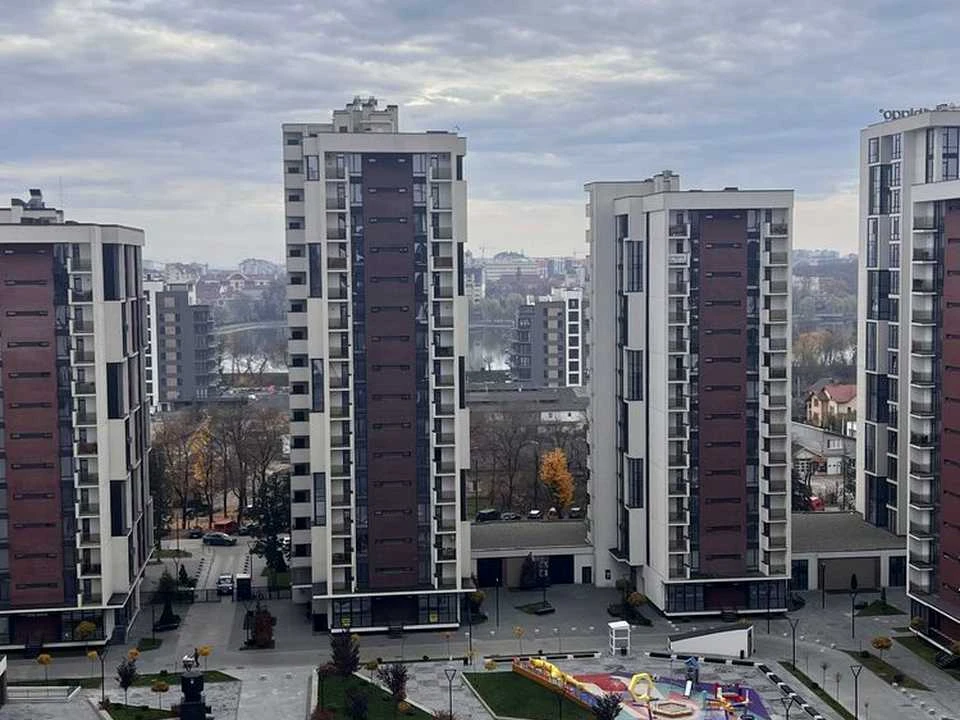 Квартира. Івано-Франківськ, Ленкавського вул., (Будинок L4)