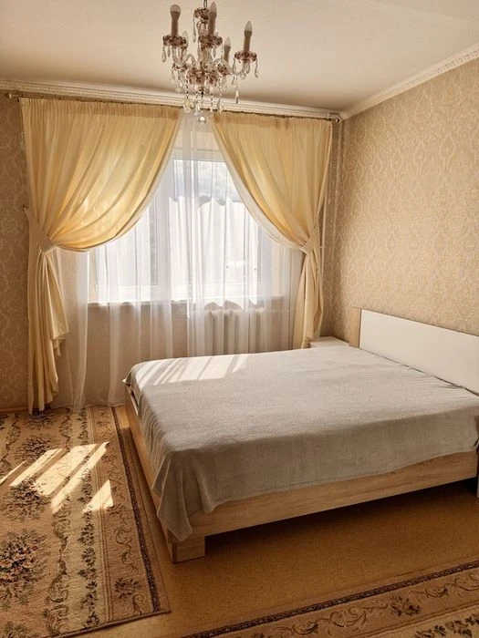 Продається 2 кімнатна квартира в Пасічній