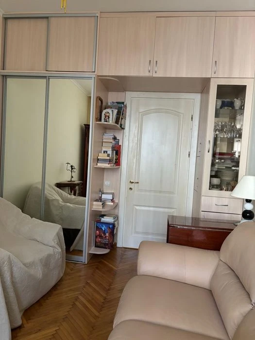Продаж 2 кім з ремонтом в Залізничному районі