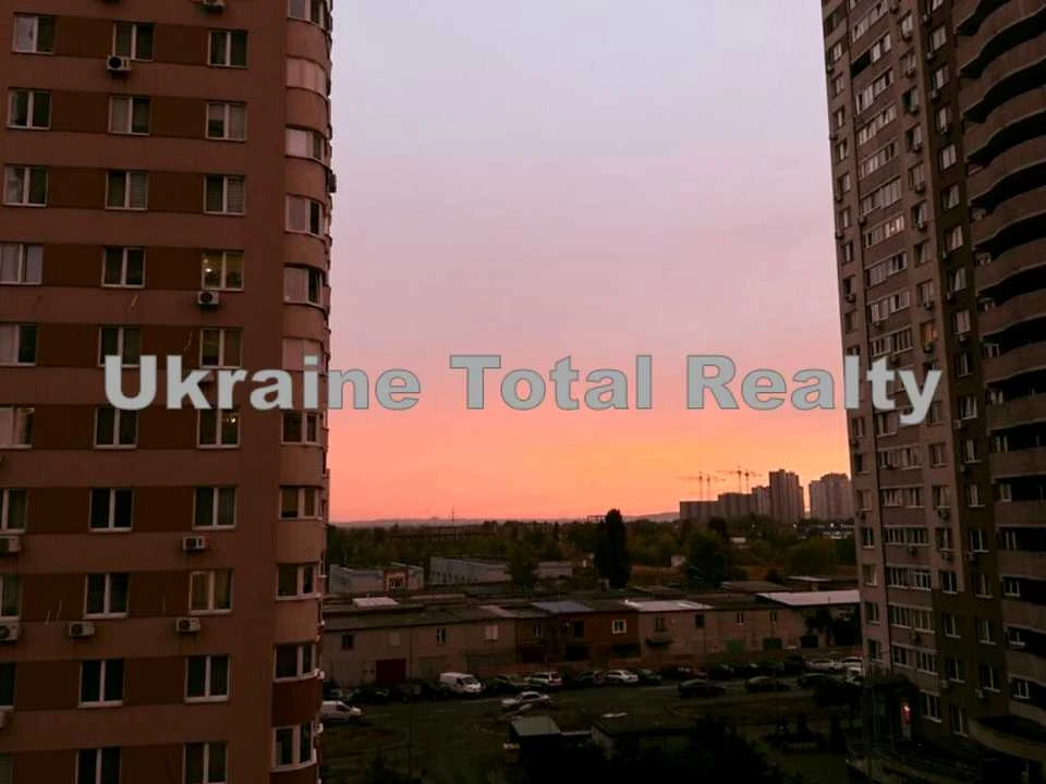 Квартира. Київ, Соломії Крушельницької вул.