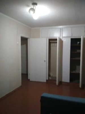 Продаю терміново 2к. кв. ХТЗ, метро Індустріальна.