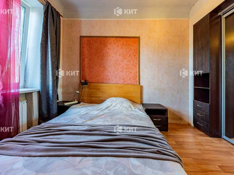 Apartment. Kharkiv, Machinistov St.