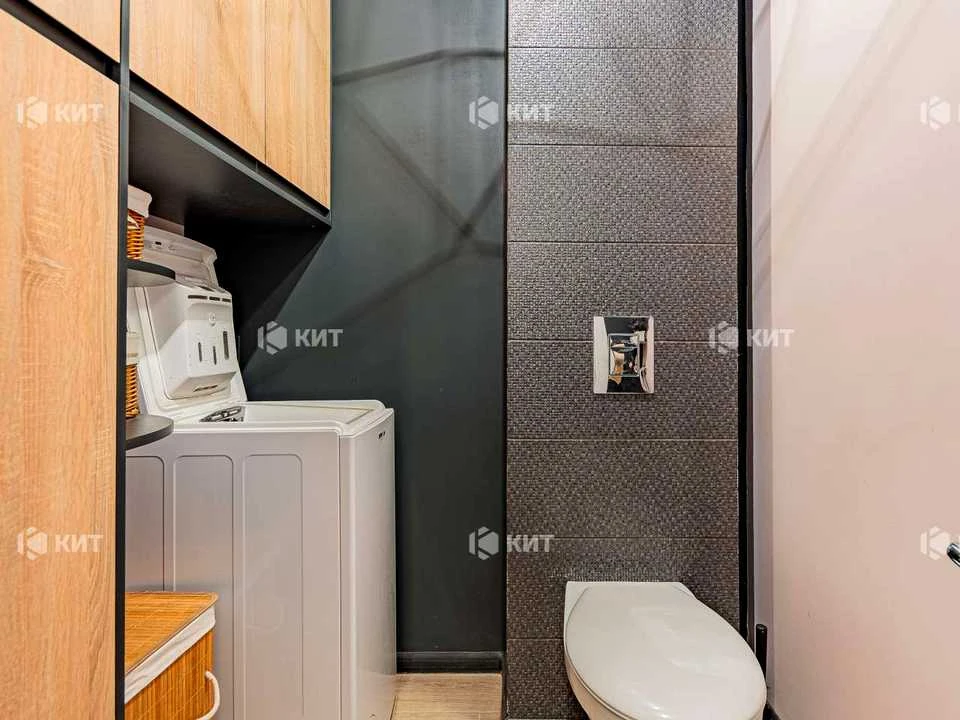Apartment. Kharkiv, Machinistov St.