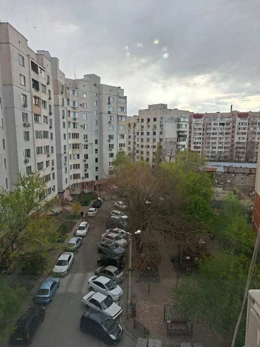 Продам 3-х комнатную квартиру в газовом кирпичном доме. Идеа
