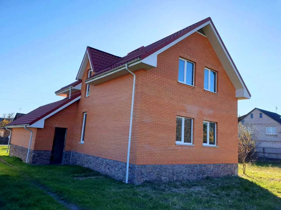 Будинок. Житомир, Скульптора Олішкевича вул.