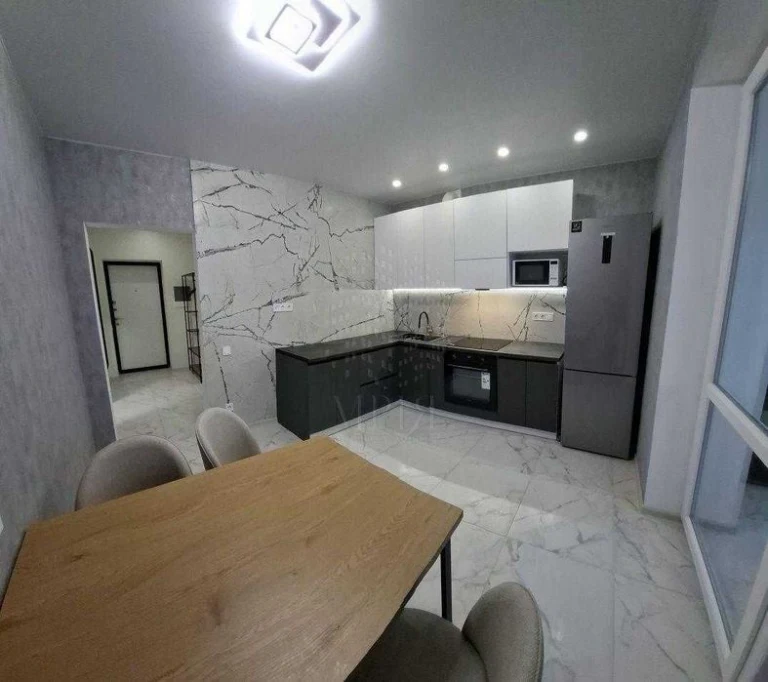 Продам 1к кв новострой с ремонтом ЖК Сказка, метро Холодная