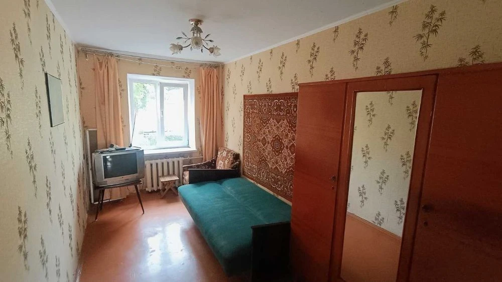 Продаж 3-кімнатної квартири в центрі по вулиці Коцюбинського
