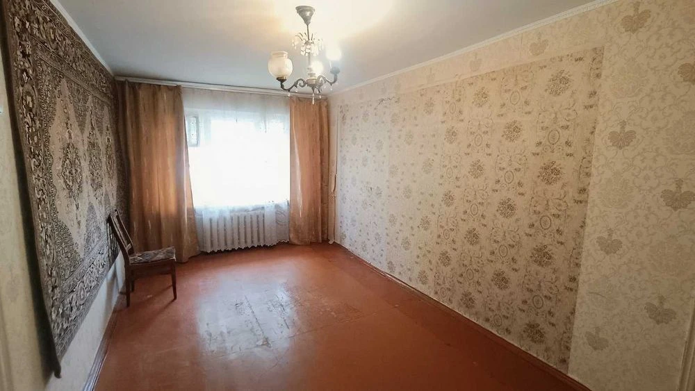 Продаж 3-кімнатної квартири в центрі по вулиці Коцюбинського
