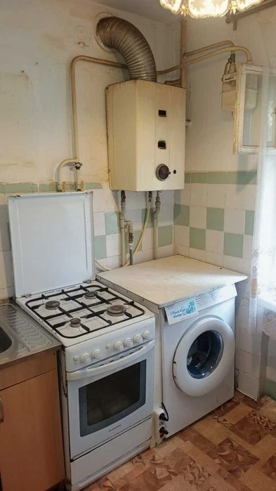 Продаж 3-кімнатної квартири в центрі по вулиці Коцюбинського