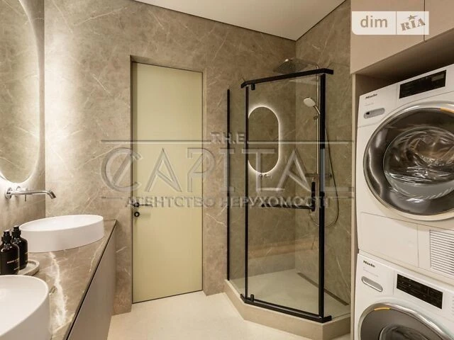 For sale / Apartment / 103 m2 / Residential complex Novopecherskie Lypky / Pechers