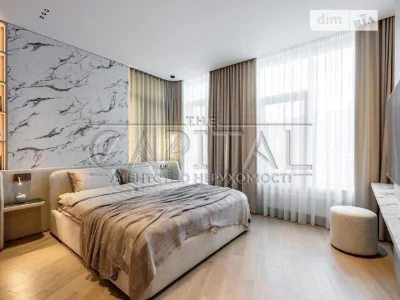 For sale / Apartment / 103 m2 / Residential complex Novopecherskie Lypky / Pechers
