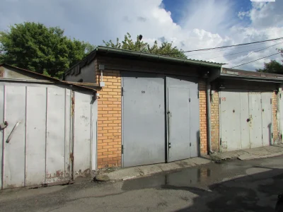 Продаж Місце в гаражному кооперативі Мінський Масив